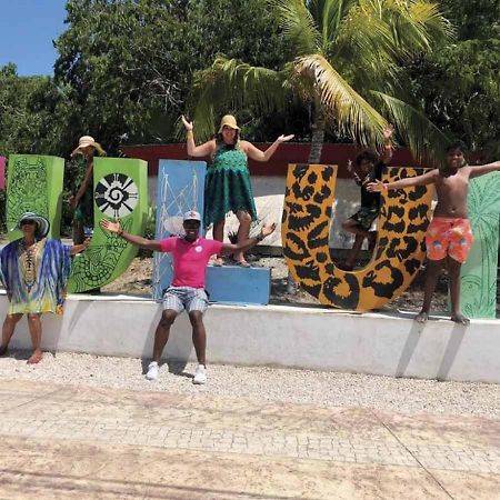 Mandala Hostel Tulum Bagian luar foto